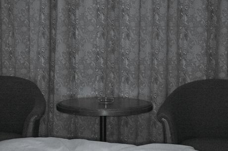 01_Unheimliche Interiors #01